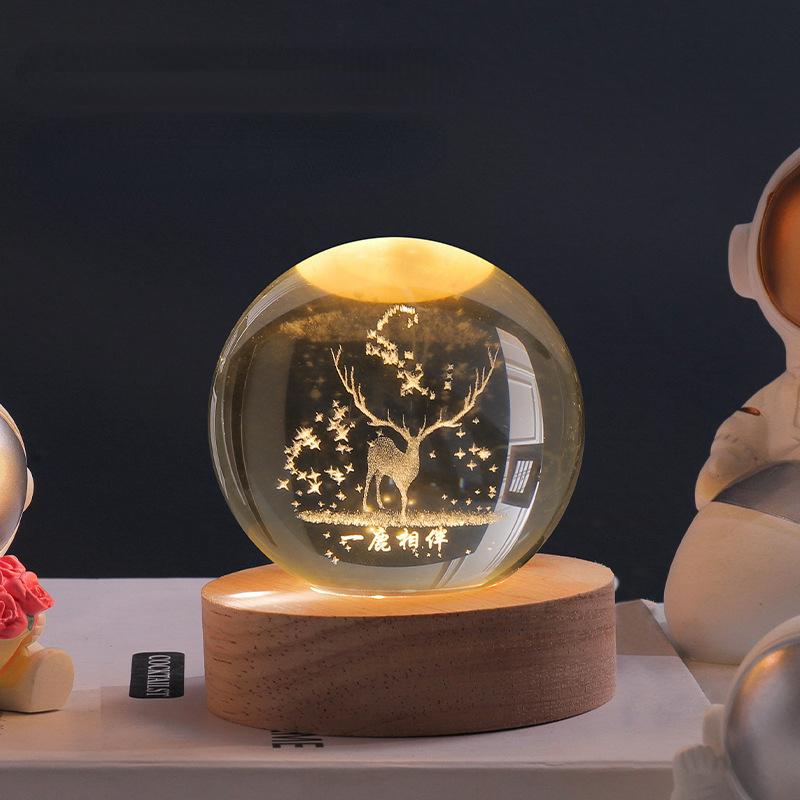 Verthara 3D Crystal Balls LED Light Reindeer