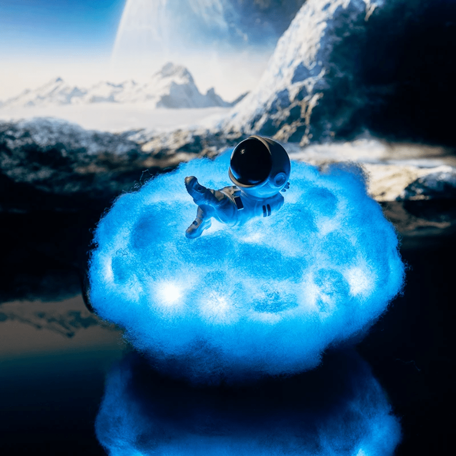 Verthara Astronaut Cloud Night Light
