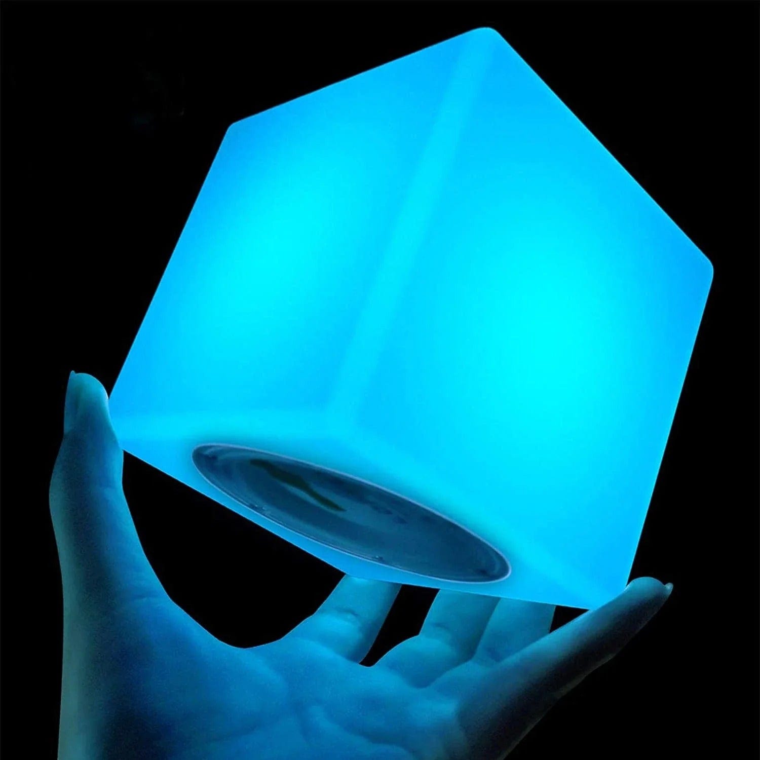 Verthara Cube Garden Light