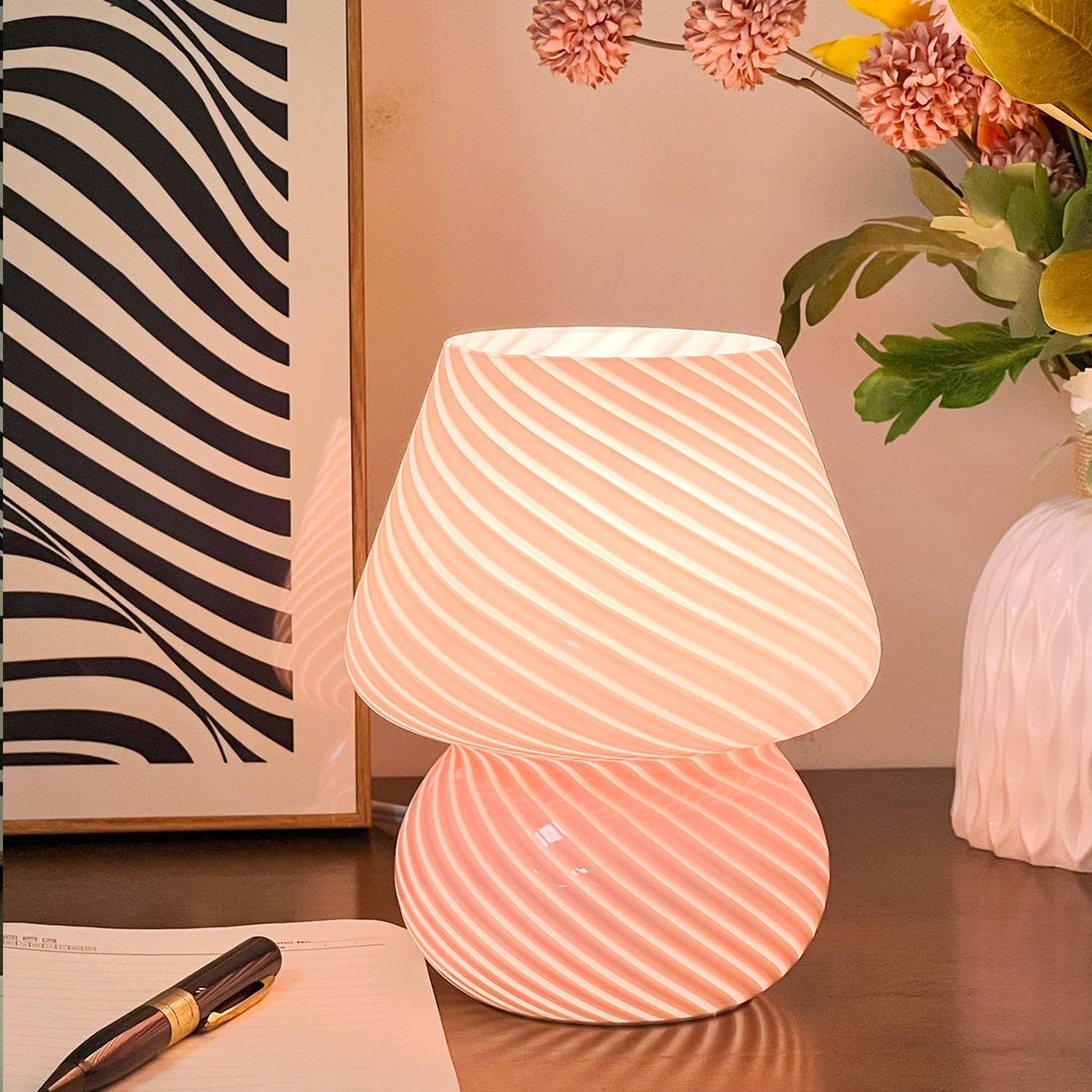 Verthara Hand-Blown Glass Mushroom Table Lamp