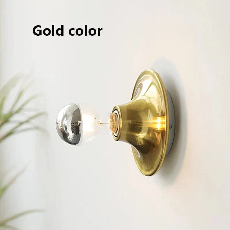 Verthara LED Wall Light – Wall-Mounted Decorative Fixture – Nordic Design - Warm White - Indoor Use - Energy-Efficient - Durable Metal and Acrylic Gold