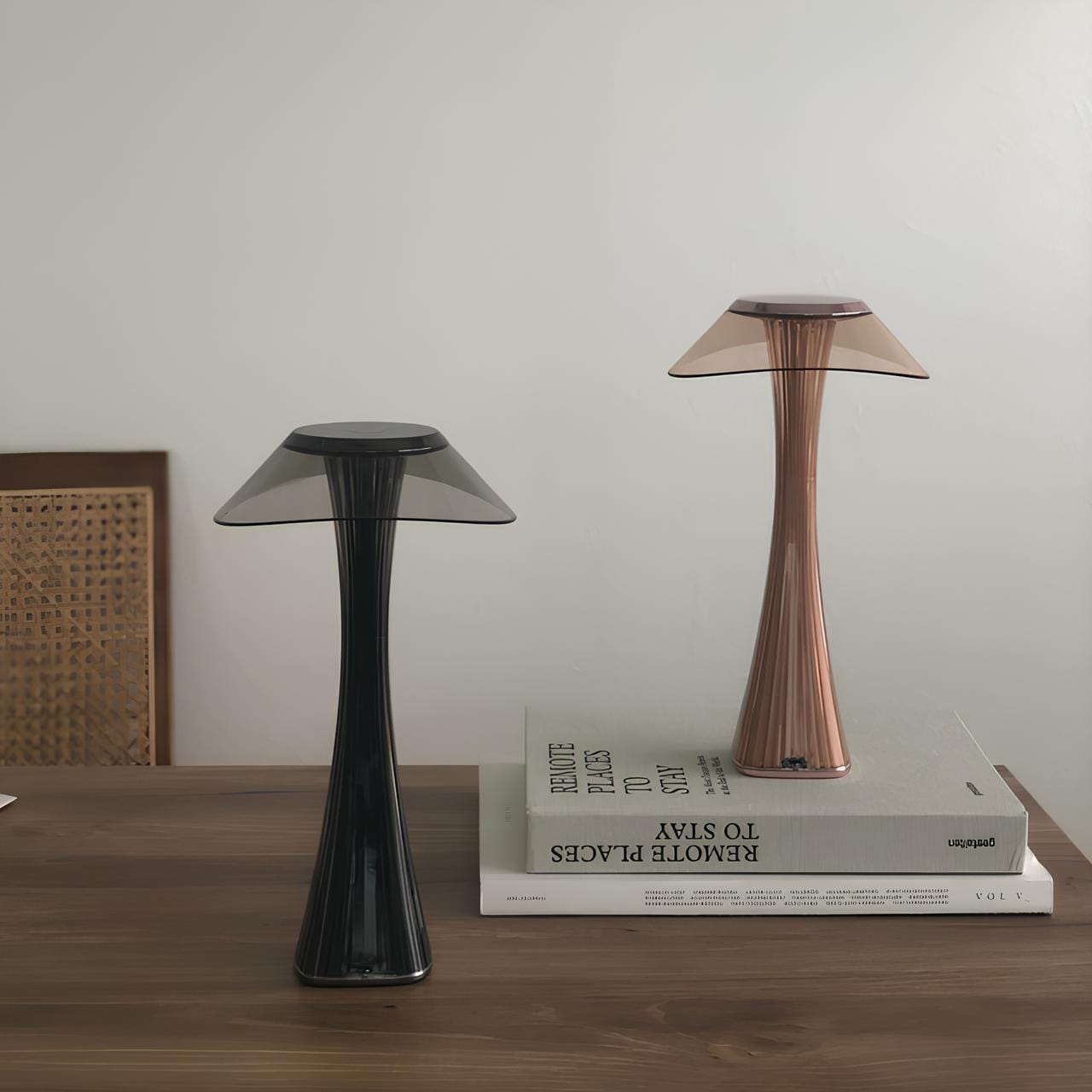 Verthara Luxury Crystal Rechargeable Table Lamp