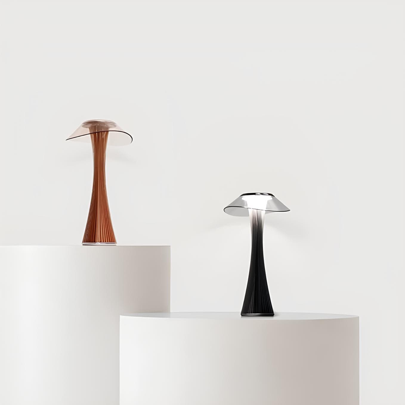 Verthara Luxury Crystal Rechargeable Table Lamp