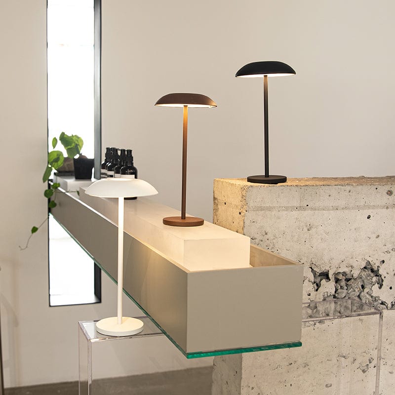 Verthara Matte Elegance Rechargeable Table Lamp