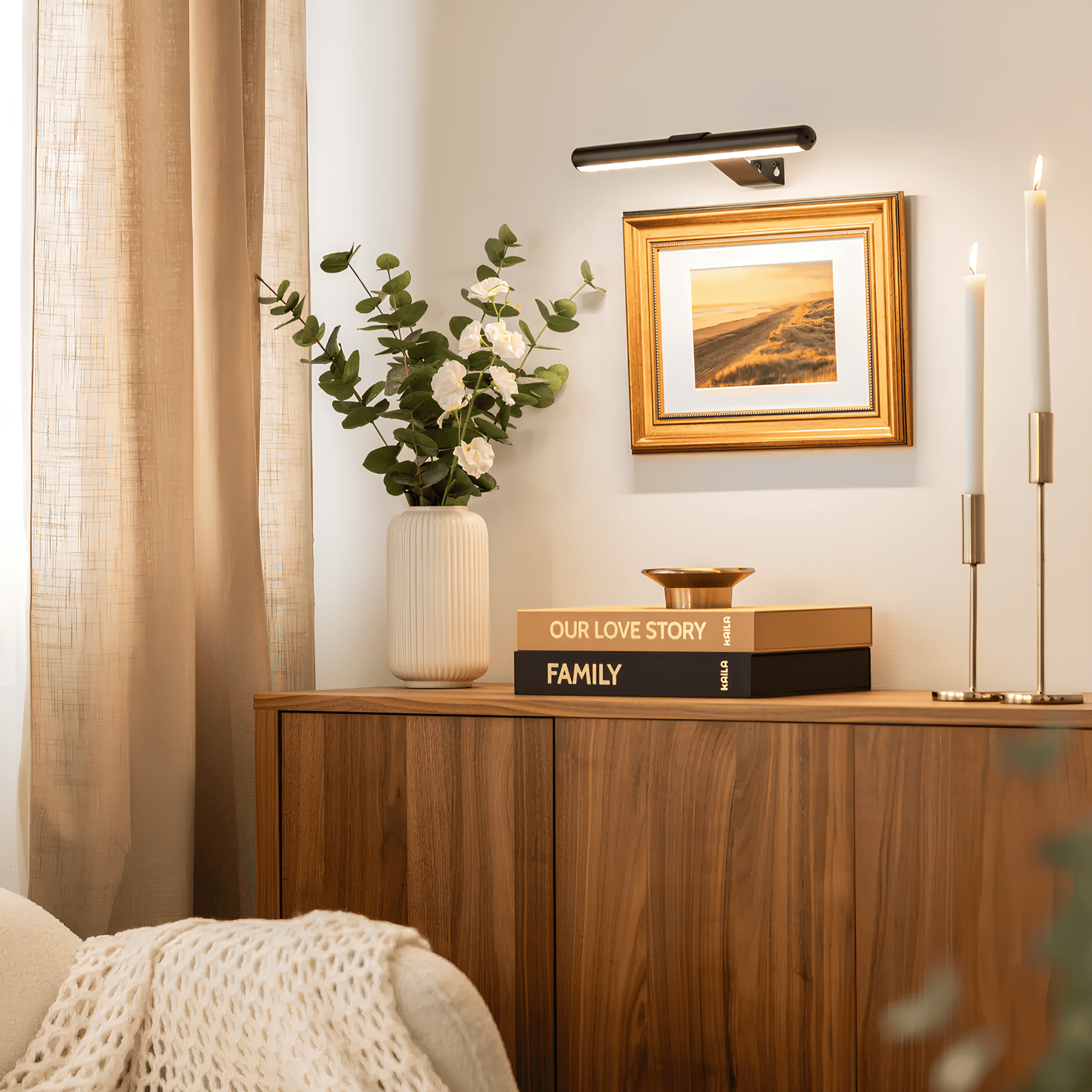 Verthara Modern Cordless Wall Lamp – Sleek Design