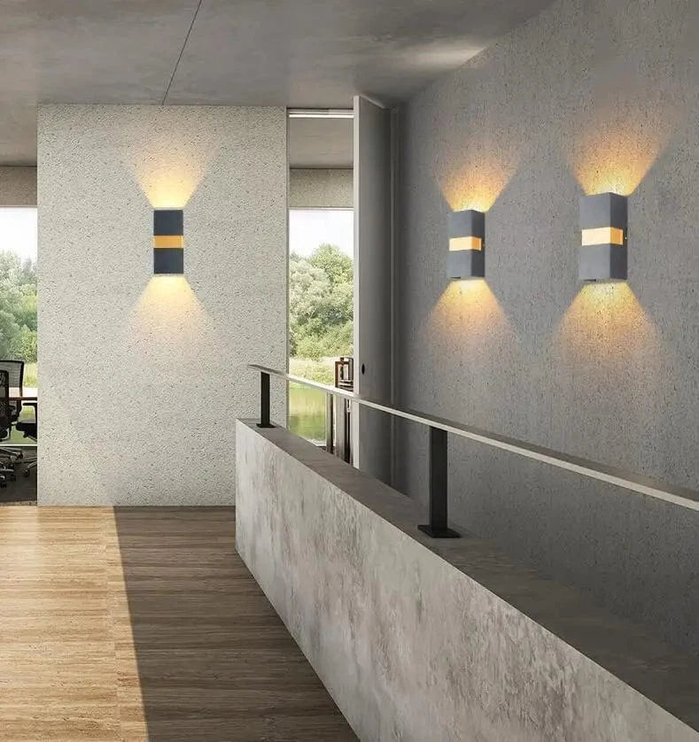 Verthara Modern LED Wall Lamp With Adjustable Beam Angle – Waterproof - 10W - Cool/Warm White - Indoor/Outdoor Use - IP65 Rated
