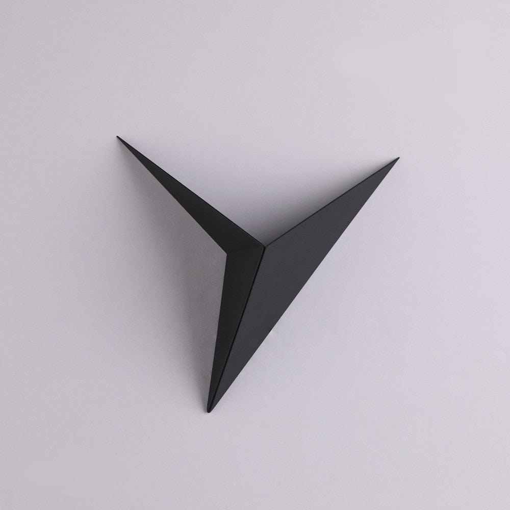 Verthara Modern Minimalistic LED Wall Light Black / Cool White