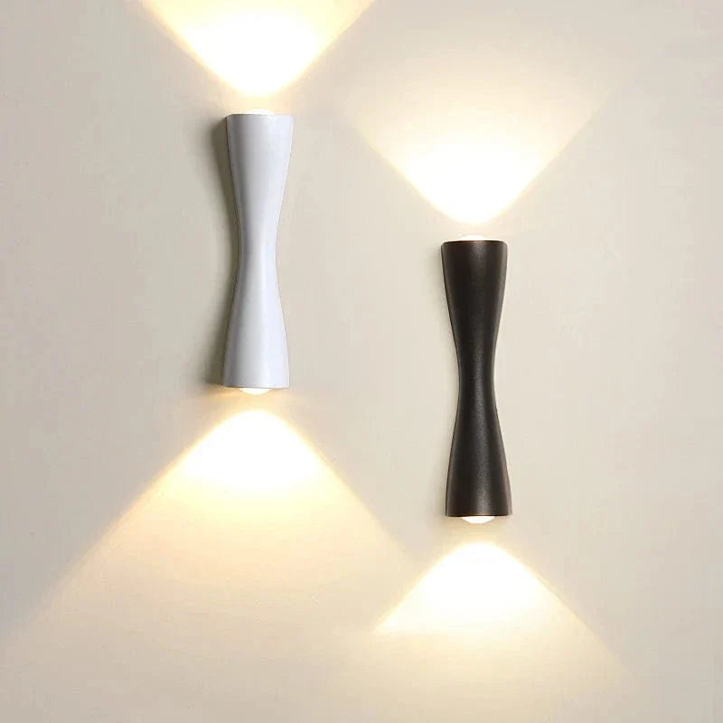 Verthara Outdoor LED Wall Light - Wall-Mounted - IP65 Waterproof - Modern Aluminium Design - Ideal For Porches And Courtyards