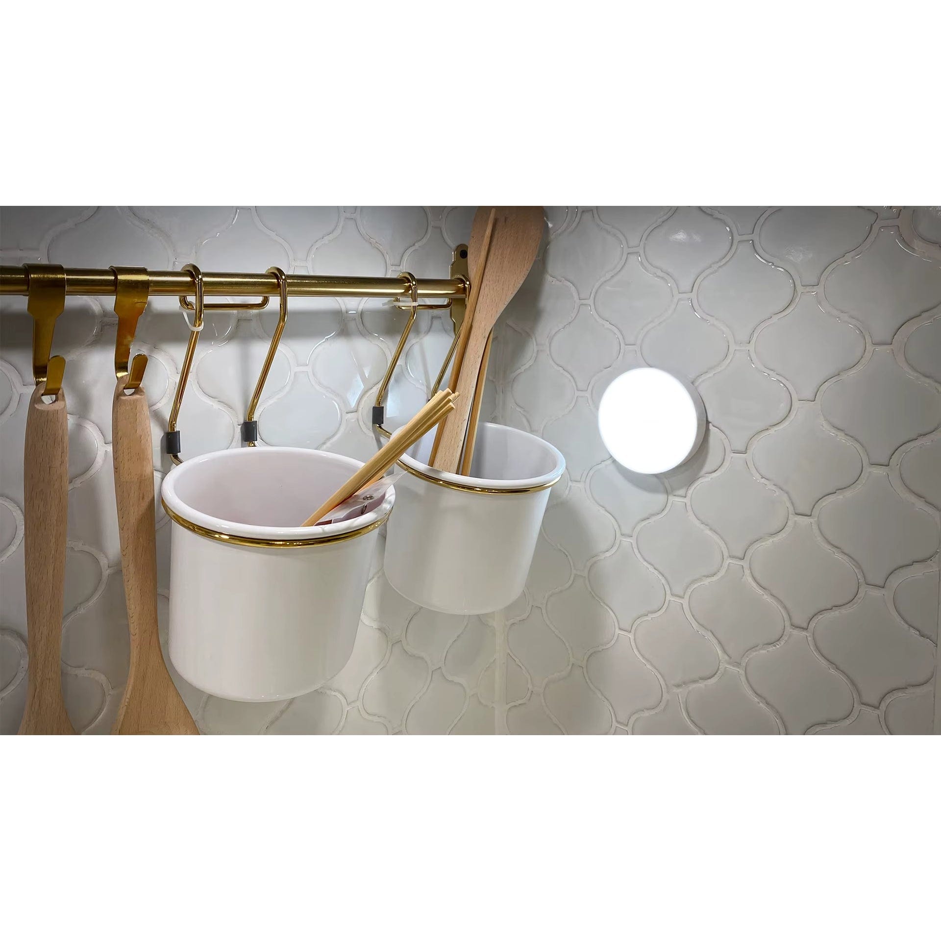 Verthara Rechargeable LED Puck Light With Touch Control – Dimmable - Wireless - Compact Design - White Light - Easy Installation