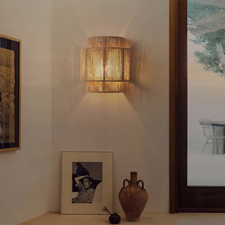 Verthara Retro Rattan Weaving Wall Lamp