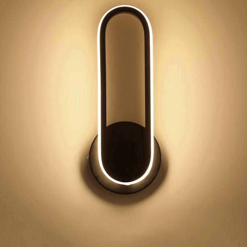 Verthara Rotatable LED Wall Light – Wall-Mounted – Adjustable - Modern Design - Indoor Use - Warm White - Energy-Efficient Warm White / Black
